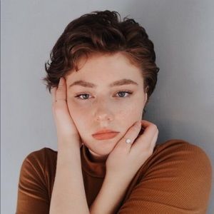 Meet your Posher, Sariah